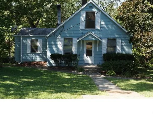 3015 Wismer Ave, Saint Louis, MO 63114