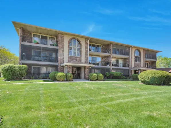 8912 W 140th St APT 3L, Orland Park, IL 60462