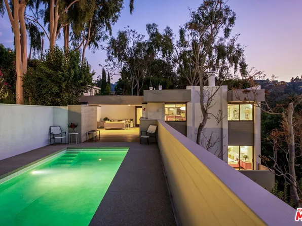 13547 Contour Dr, Sherman Oaks, CA 91423