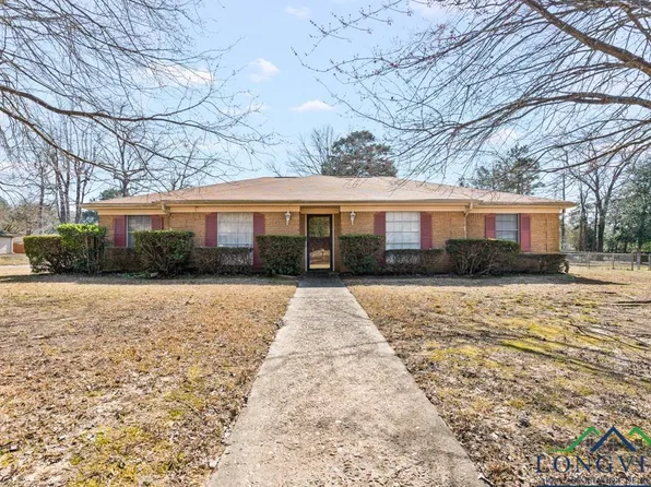 901 Dogwood St, Gilmer, TX 75644