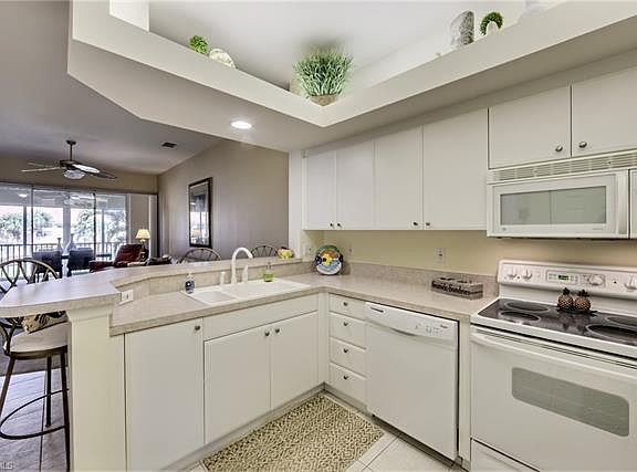 3rd image of 10900 Santa Margherita Rd APT 203