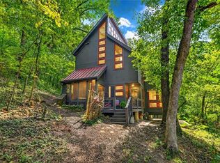 8191 Rhinehart Rd, Kansas City, MO 64139