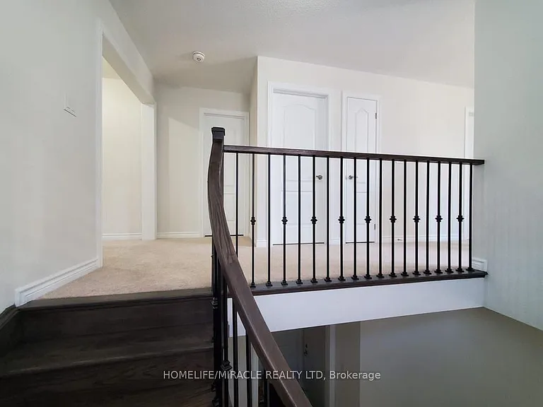 1807 Fosterbrook St — Photo 19