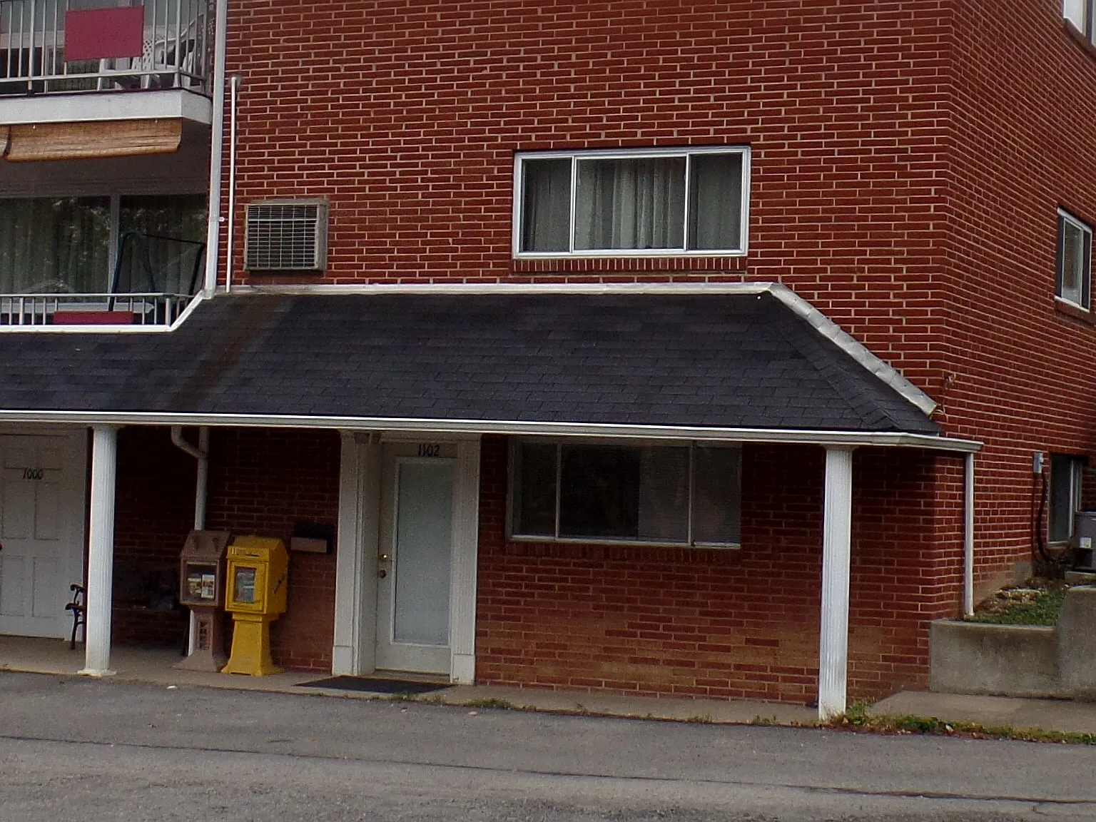 1204 Mountain View Mnr #A photo 1
