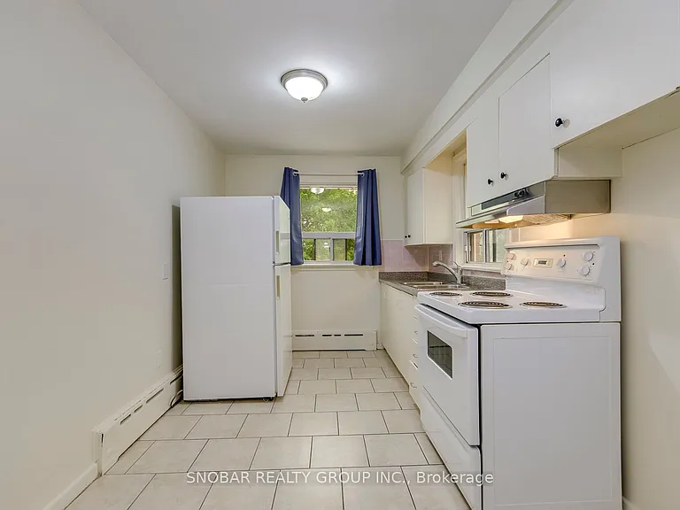 150 Portland St #3 — Photo 11