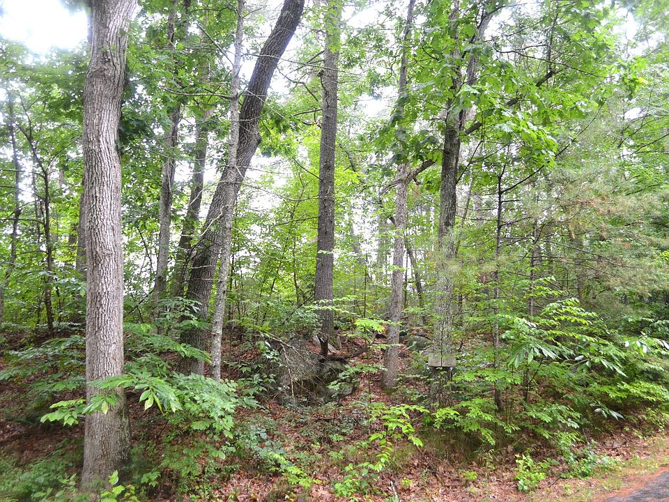 1st image of 32 Coffey Hill Rd