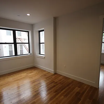 Rented by Nooklyn NYC LLC | media 11
