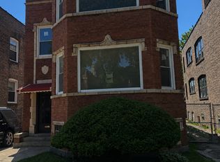 8718 S Kingston Ave SE, Chicago, IL 60617