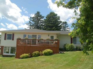 5067 Palace Rd, Oelwein, IA 50662