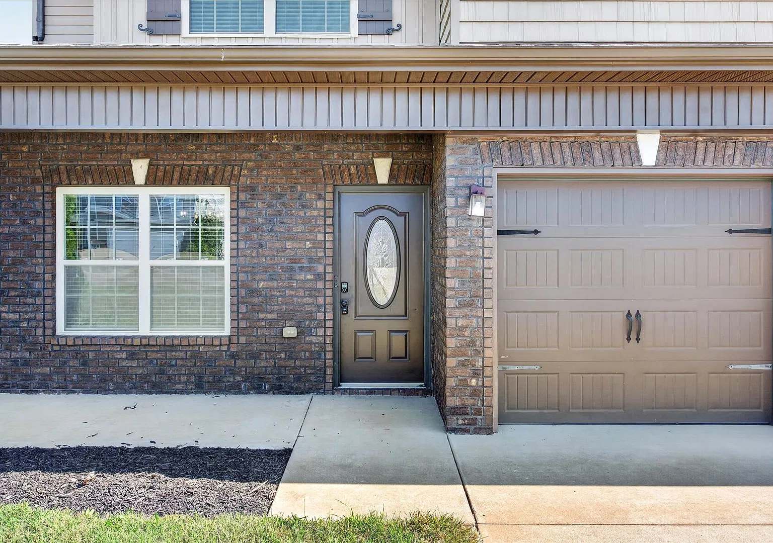 Dog Friendly Five Bedroom! — Photo 4