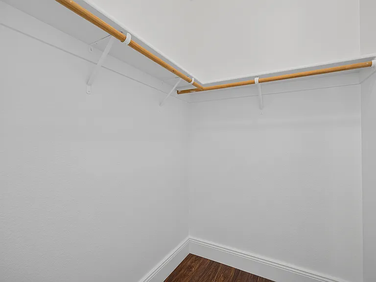 1901 Bright Willow Cir — Photo 31