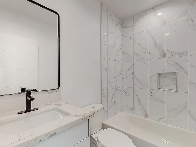3 & 4 Bed 2-Story Townhomes with Covered Parking Spots Available! — Photo 11