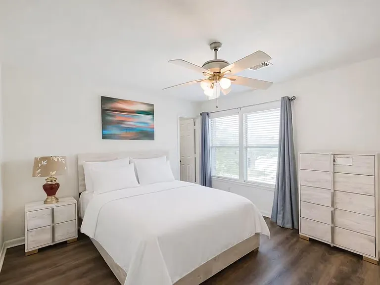 18607 Shavano Ct — Photo 32