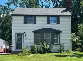 1856 Flandrau St, Saint Paul, MN 55109