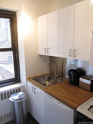 Rented by Urban Living | media 15