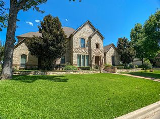 1517 Thousand Oaks Dr, Decatur, TX 76234