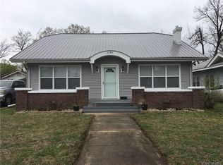 1324 E 8th St, Okmulgee, OK 74447