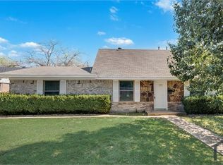 1228 Greenway Dr, Mesquite, TX 75149