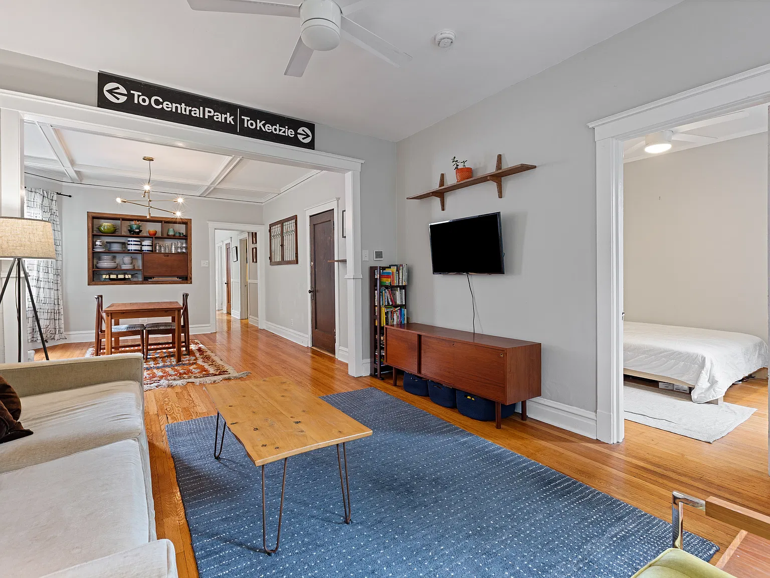 3 bed, 1000 sqft, $2,800 — Photo 4