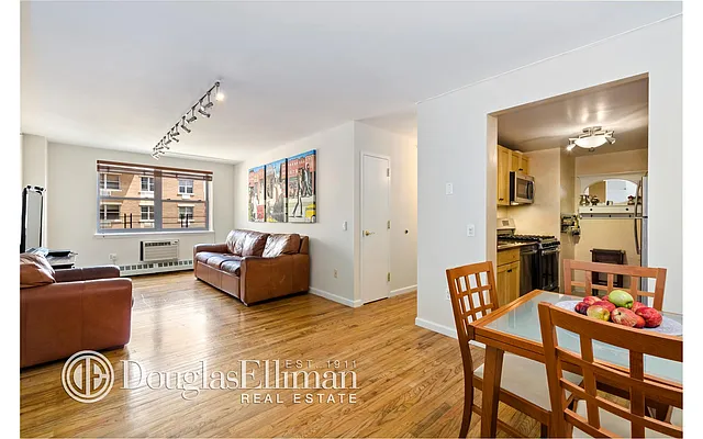Sold by Douglas Elliman | media 10