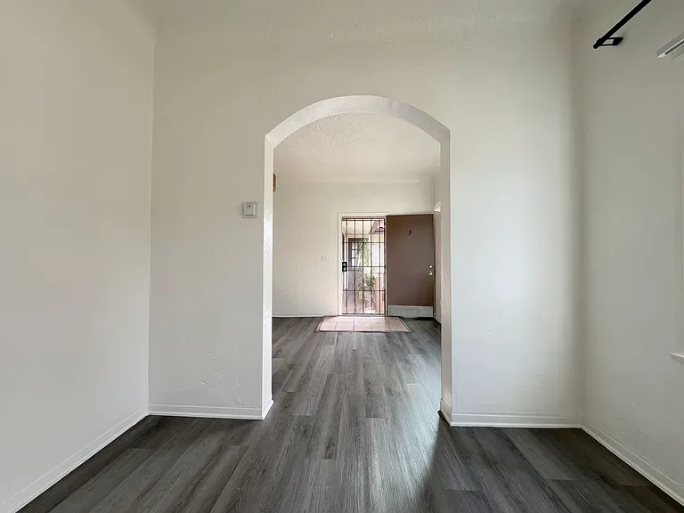 3325 E 2nd St #5 — Photo 5