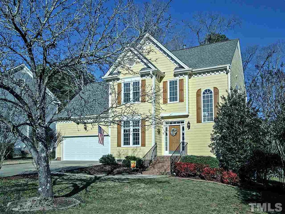 1st image of 413 Kellyridge Dr