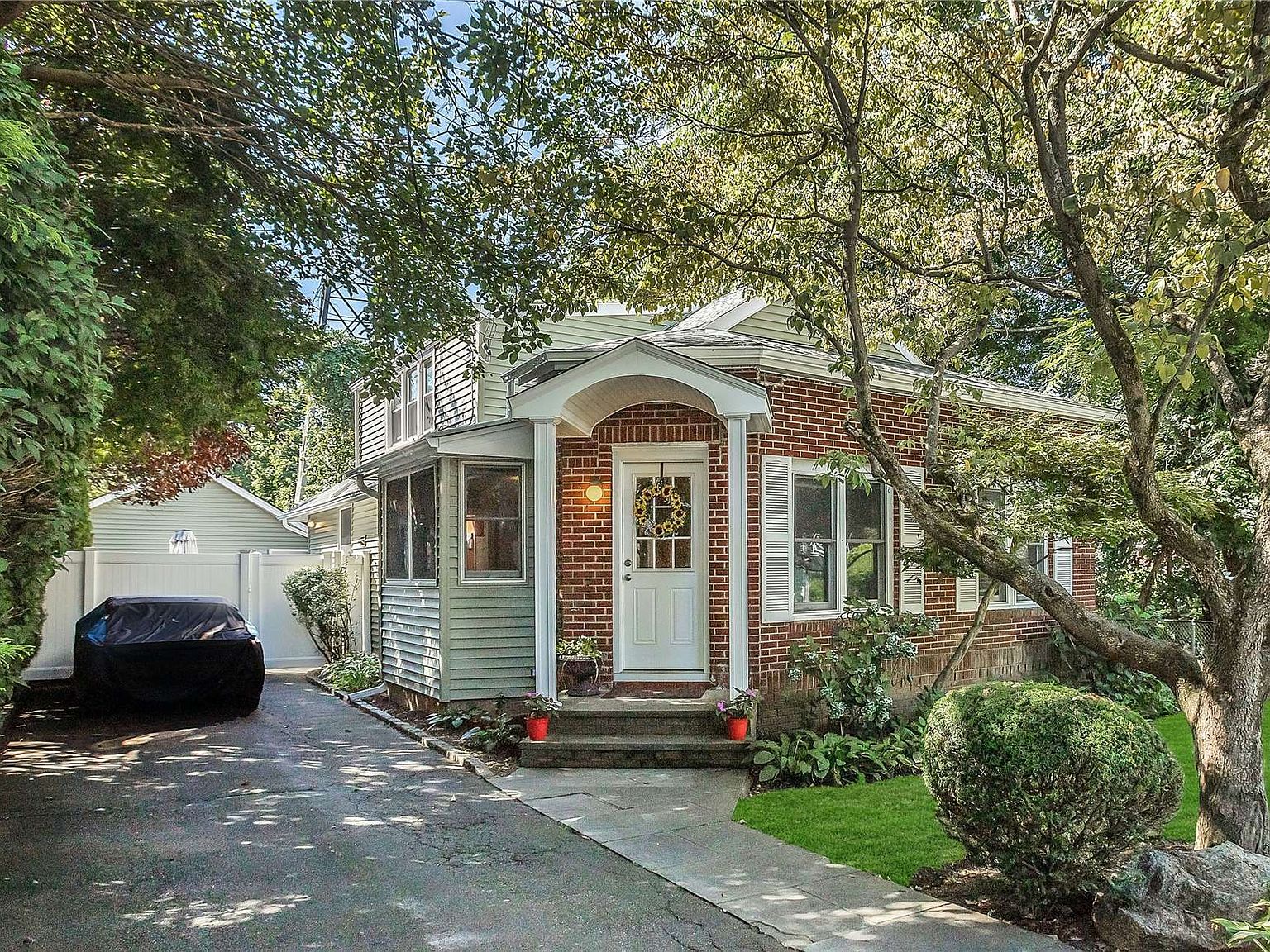 3 2nd Street, Glenwood Landing, NY 11547 Zillow