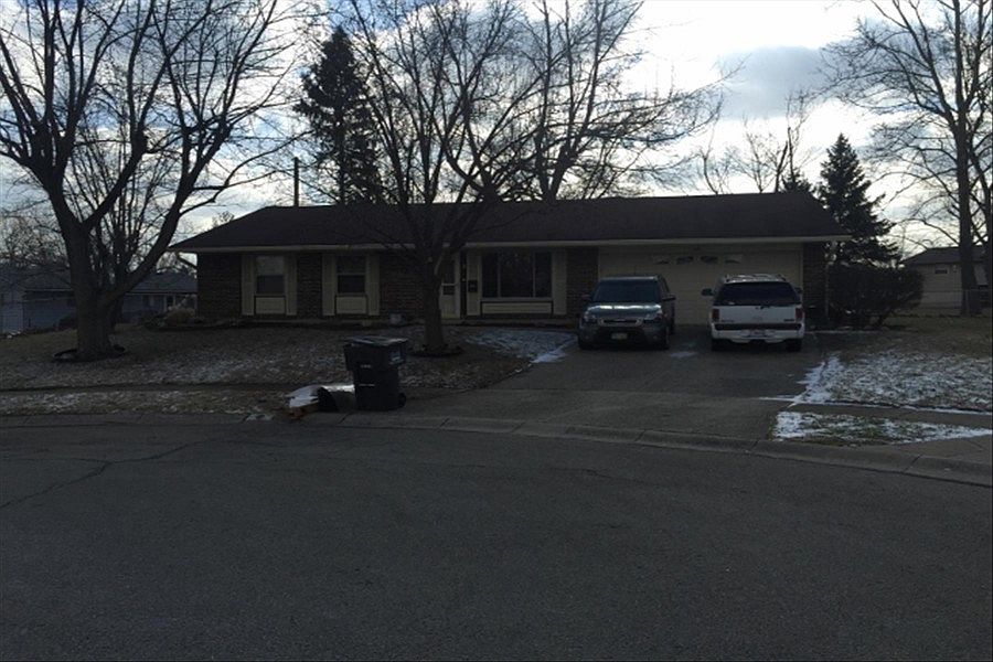 1st image of 8 Celita Ct