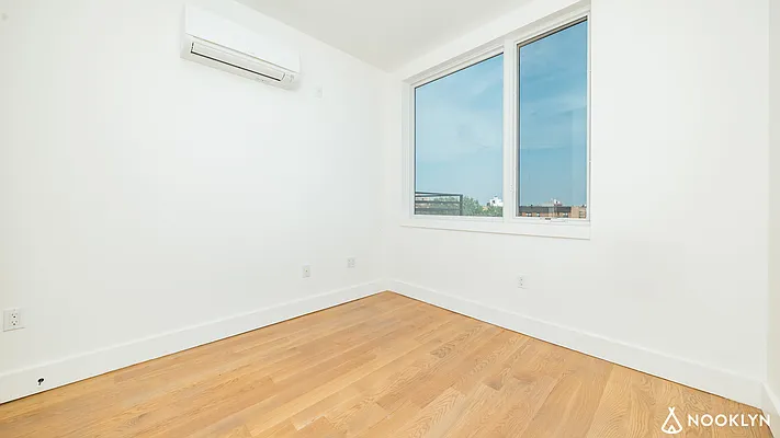 Rented by Nooklyn NYC LLC | media 38