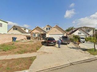 1135 W 133rd St, Gardena, CA 90247