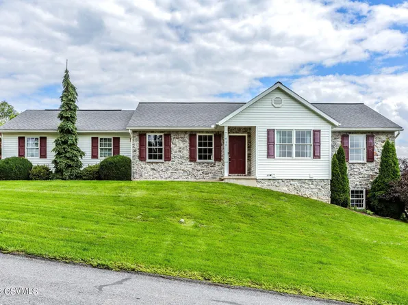610 N 4th St, Mifflinburg, PA 17844