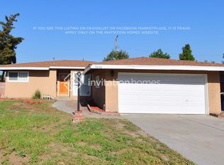 9256 Swinton Ave, North Hills, CA 91343