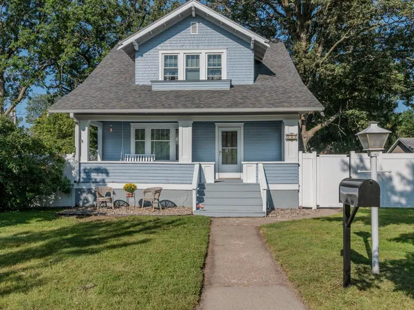 609 2nd St NE, Little Falls, MN 56345