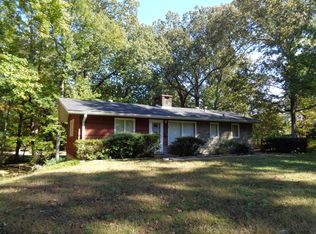 9 W Hillcrest Dr, Paris, TN 38242