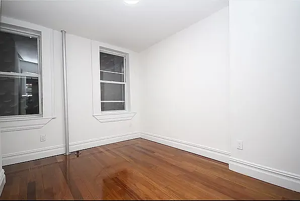 Rented by Compass | media 9