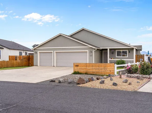 233 Center Ridge Dr, Culver, OR 97734