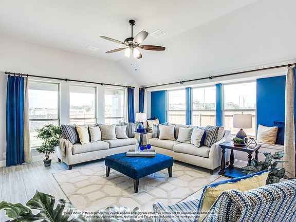 Dogwood III Side Entry Family Room