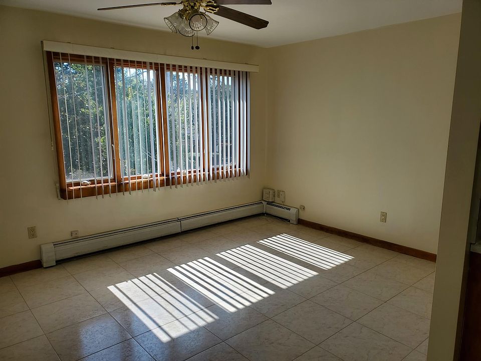 1st image of 517 Arden Ave Floor 2