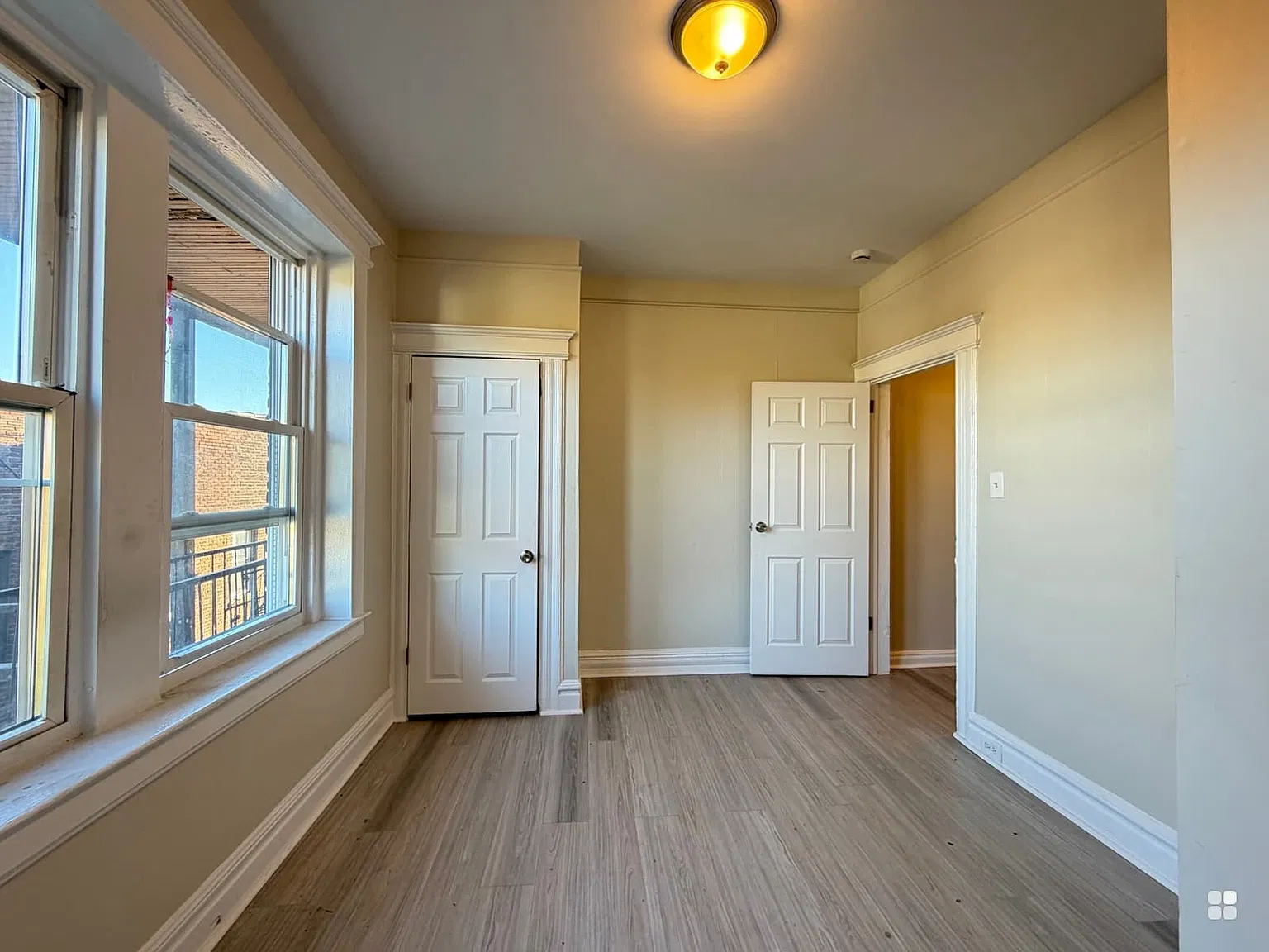 2 bed, 800 sqft, $1,895 — Photo 3