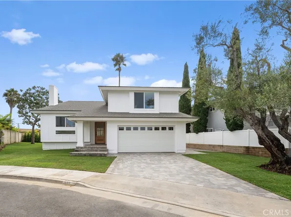 8182 Whitburn Cir, Huntington Beach, CA 92646