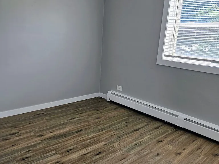 Palatine Park Apartments — Photo 19
