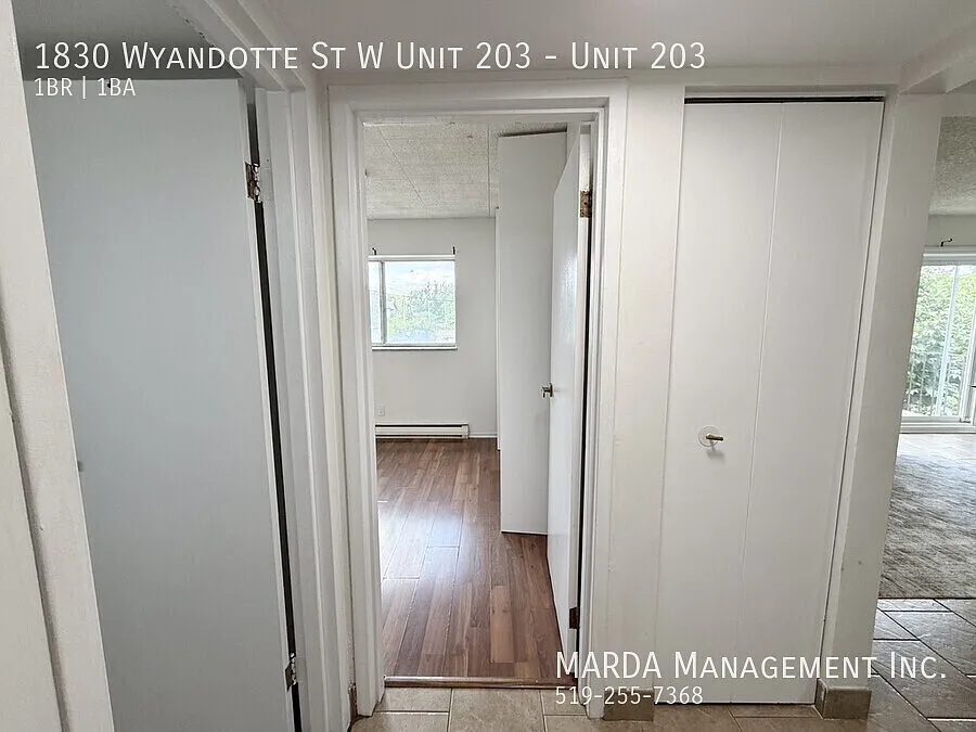 Fully Renovated 1 Bed/ 1 Bath Apartment In West Windsor + Hydro — Photo 4