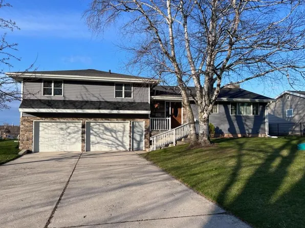 50 Villa Heights Ct, Algoma, WI 54201