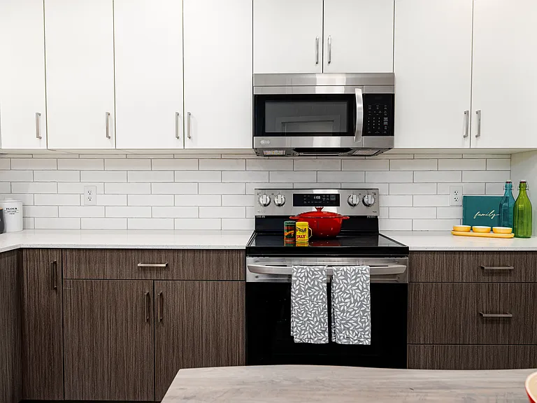 2815 109a St NW — Photo 7