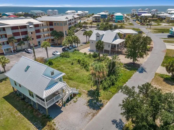 110 N 35th St, Pt Saint Joe, FL 32456