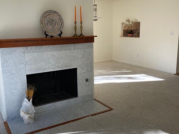 living room/dining room