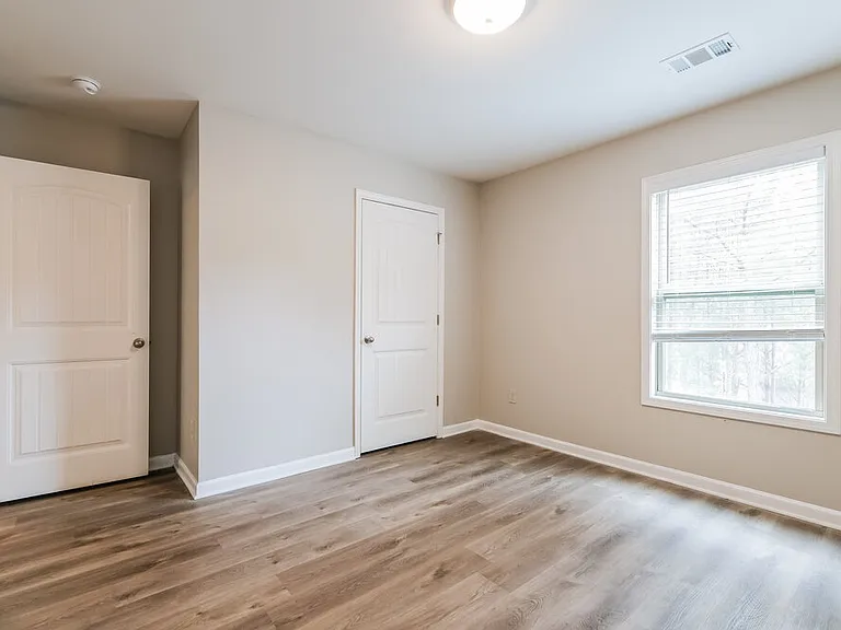 538 Jadetree Ln — Photo 15