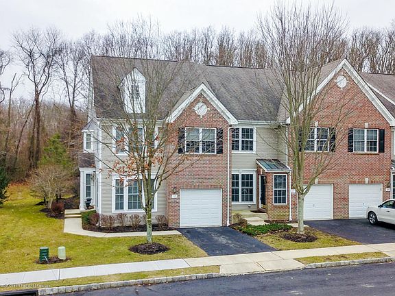 2nd image of 119 Ironwood Ct