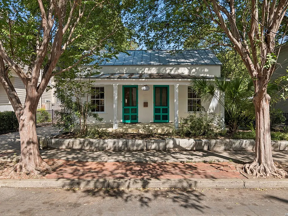221 Madison
