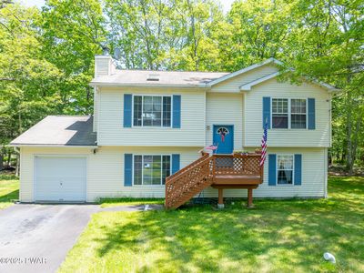 111 Babette Ct, Dingmans Ferry, PA, 18328